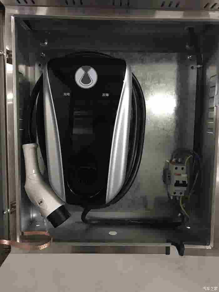 充电桩已安装完毕