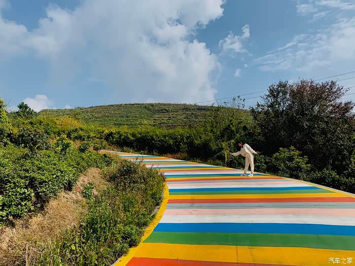 爵对感官莫干山彩虹路打卡