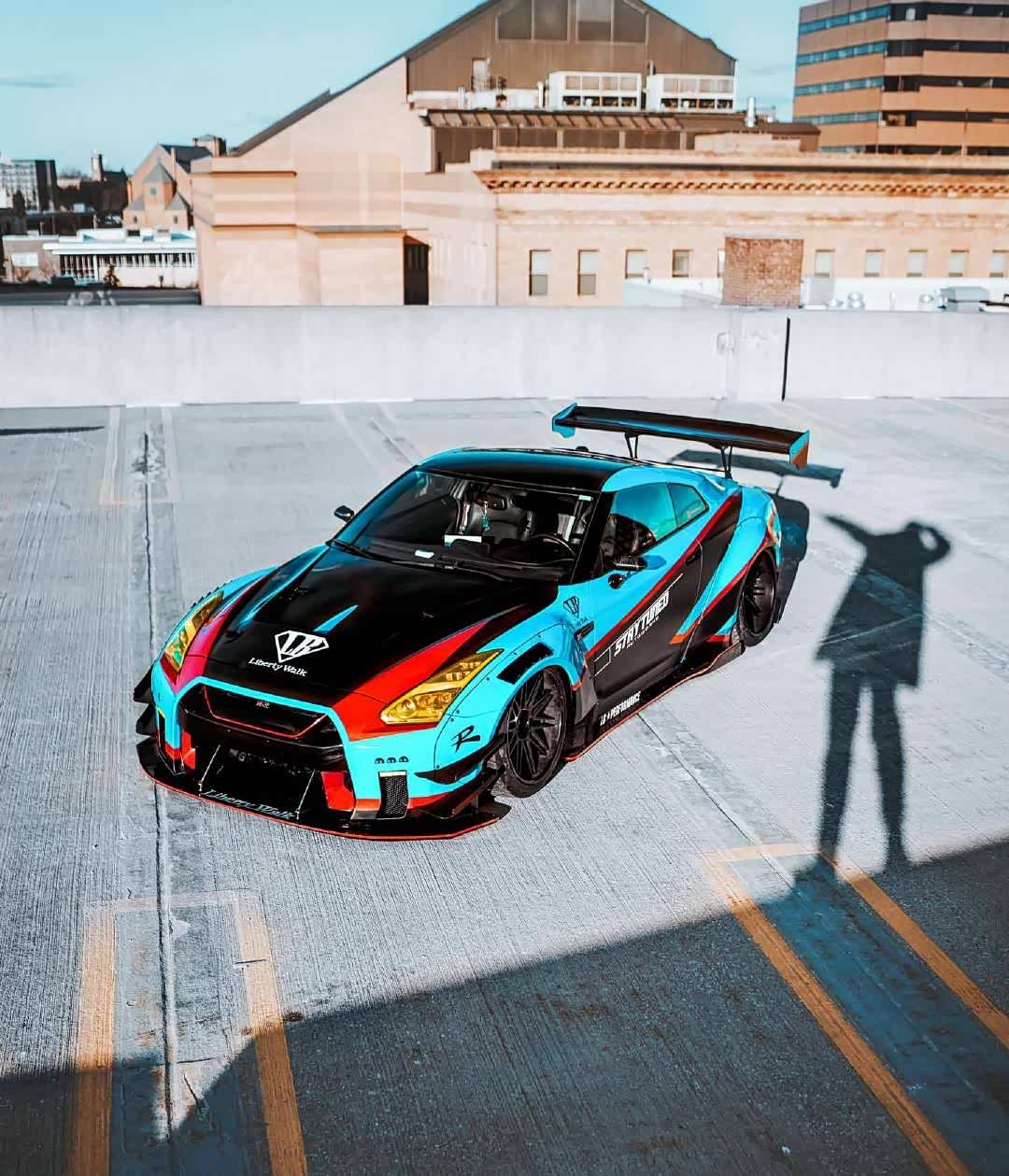 这辆日产gtr的涂装真是深入我心