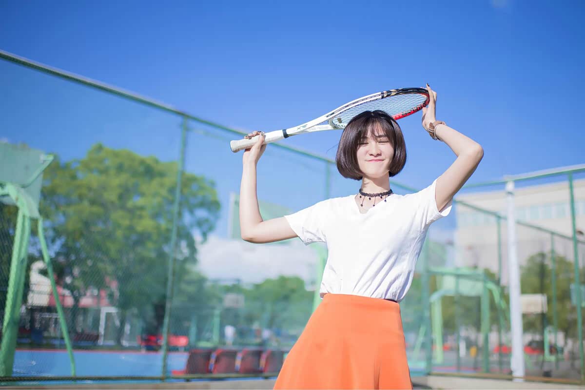 元气少女 ,满满的青春气息 ,青春是活力四射的