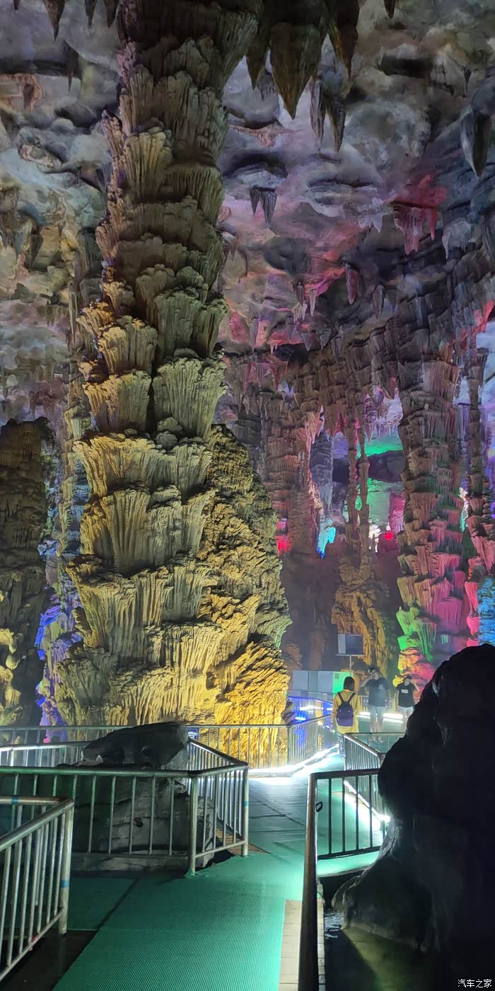 泰安地下龙宫大裂谷漂流记二