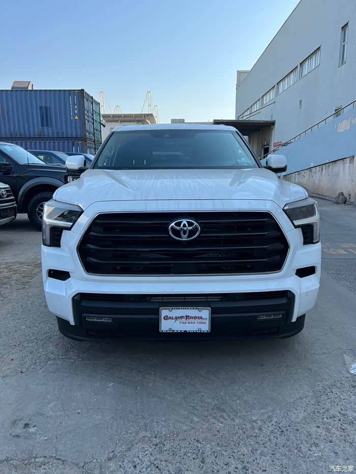 美规丰田红杉sr5trd参数配置图