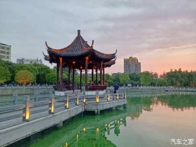 遺愛湖公園夜景