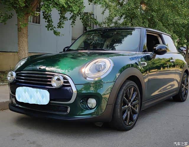 最爱的一抹牛津绿与mini共度青春岁月