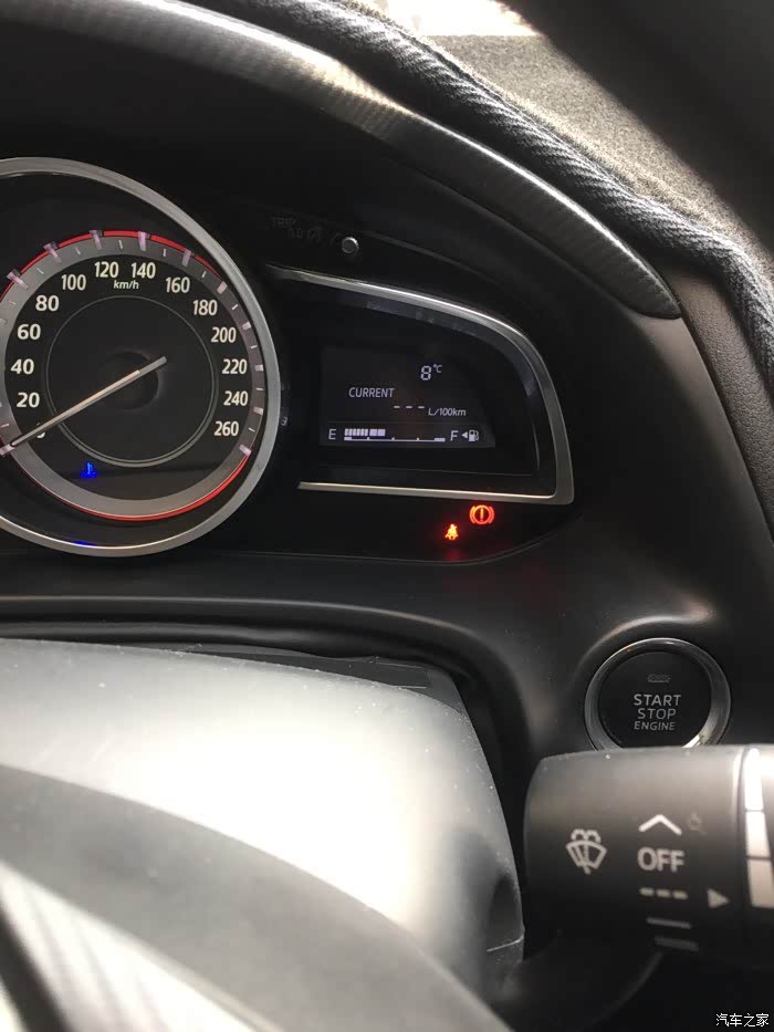 空调面板上面未系安全带指示灯不亮