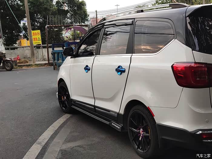 14年宝骏730改装17寸te37轮毂