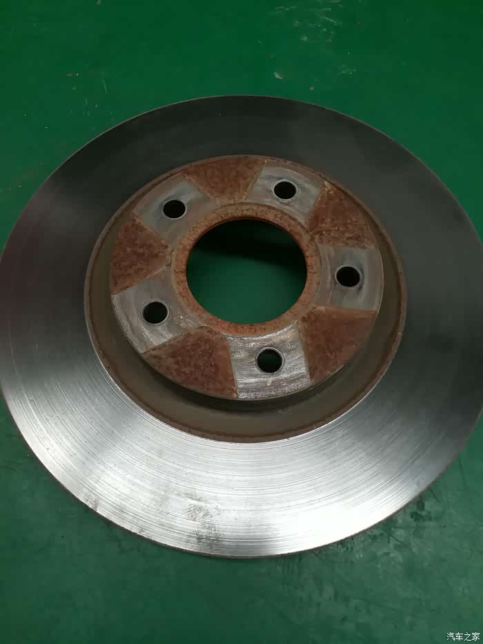索赔的旧刹车盘