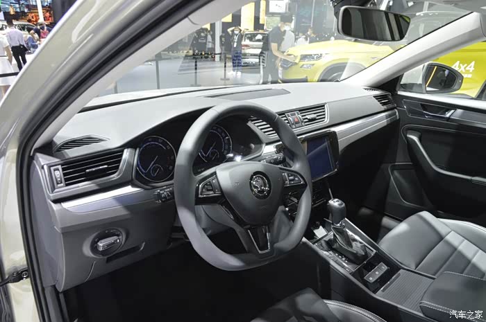 【认证车主年终福利】新速派内饰有惊喜