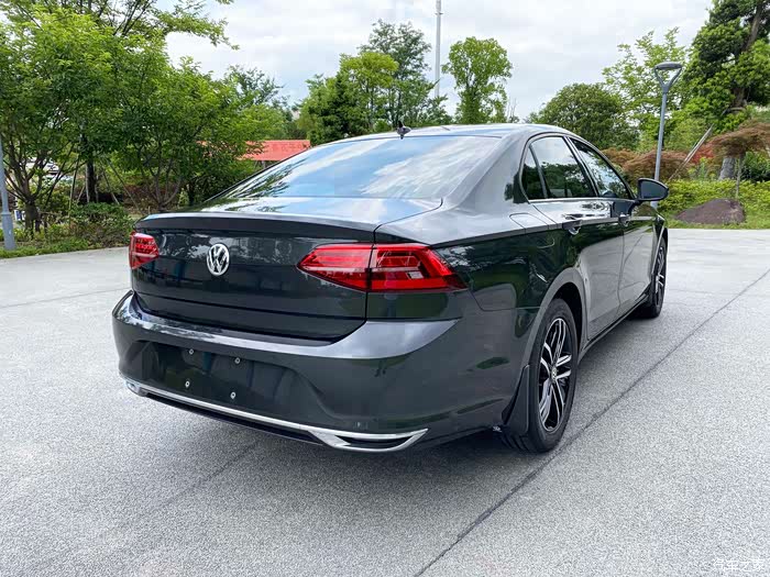 【图】提"辣馒头"碳晶灰,小车换大车!_凌渡论坛_汽车之家论坛