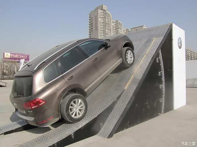 45度坡是这样的,你确定你能爬得上