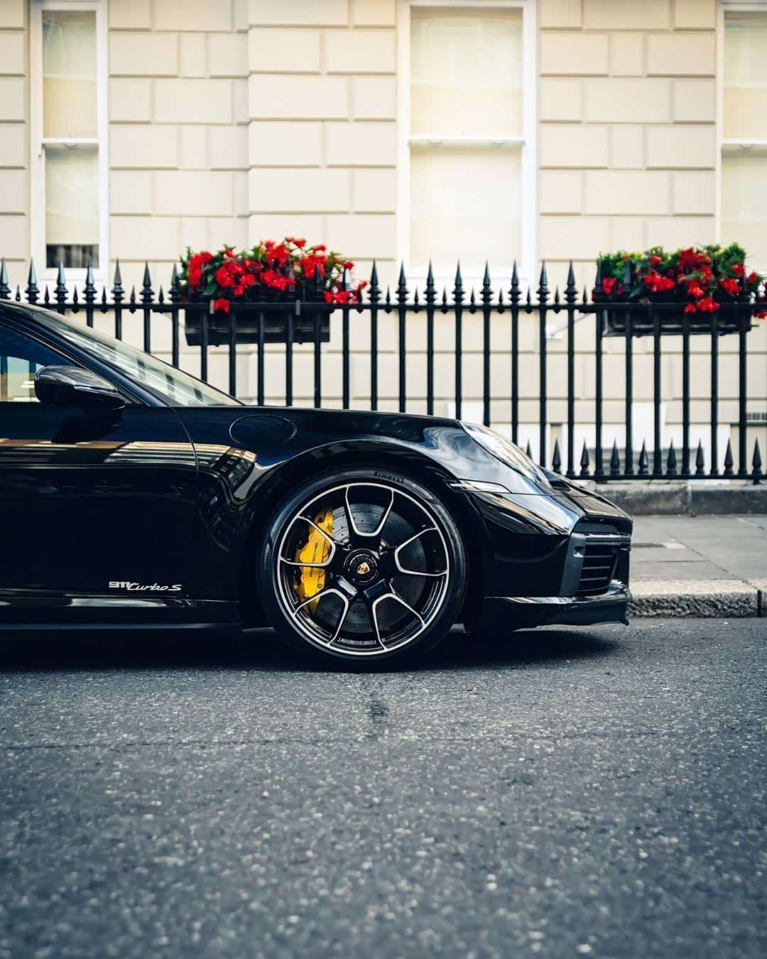 382 | 回复: 0 保时捷911论坛 porsche 911(992) turbo s!外观设计完