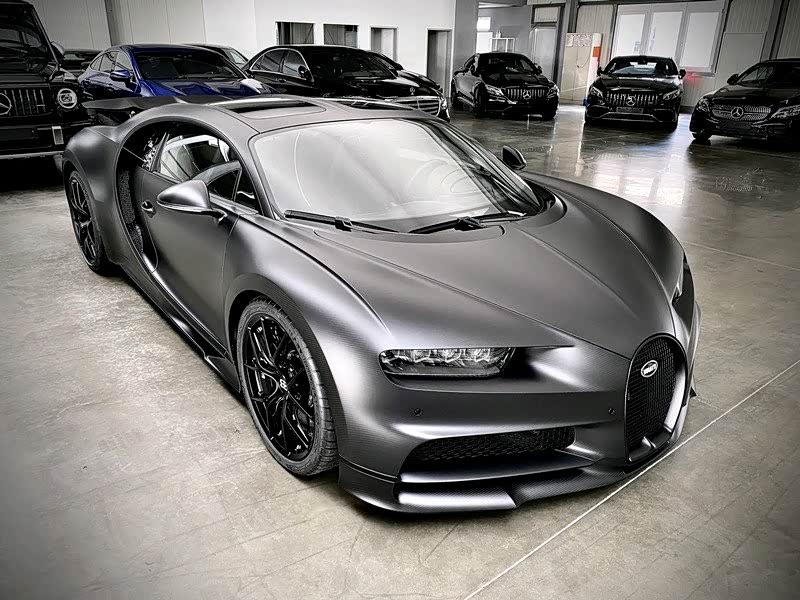 布加迪这个品牌拥有非常豪华感的气场,满满的正能量_众泰et450论坛