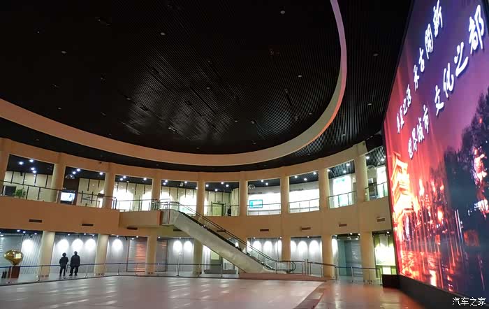 大城农民再逛西安城市规划展览馆