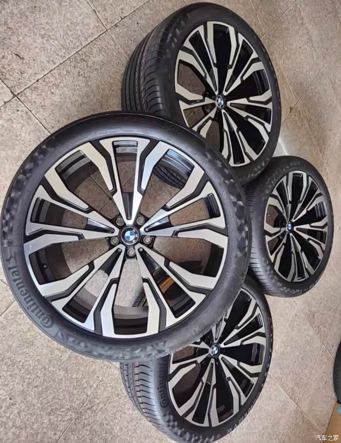 新到货23寸宝马x7原厂轮毂轮胎拆车一套 稀有货