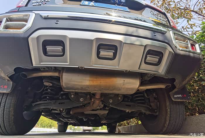 【图】大狗的隐藏式排气管响当当!_哈弗大狗论坛_汽车之家论坛