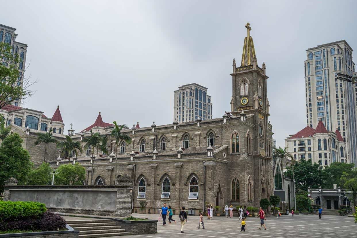 福建省内最大的天主教堂福州泛船浦天主教堂