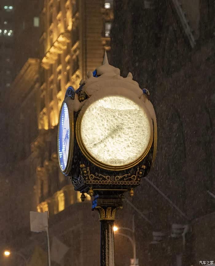 又到了那个哈气在玻璃上写喜欢人名字的季节