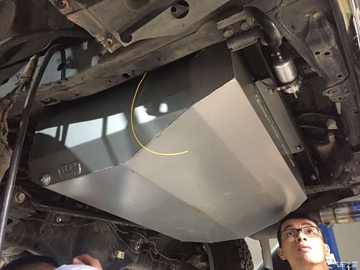 普拉多lc50加装副油箱要不要换加大碳灌图不多请看文字