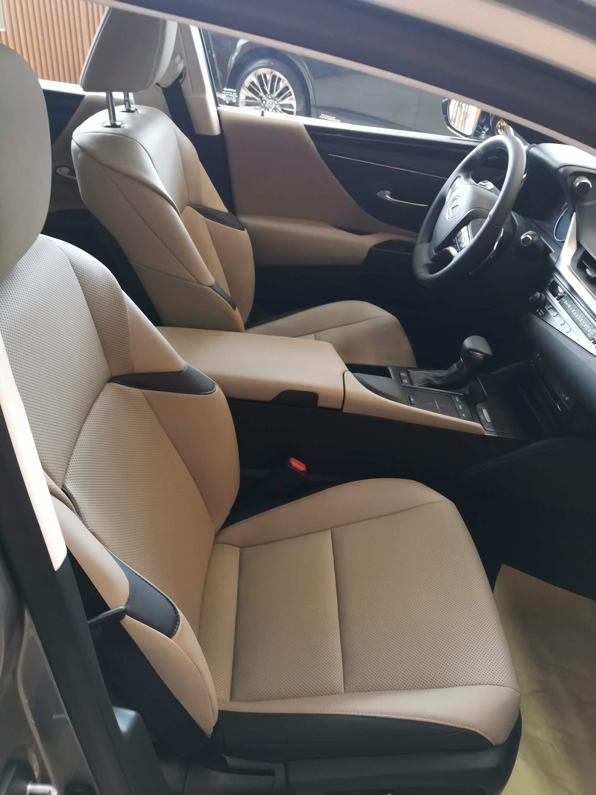 【图】车友有选择酒堡色内饰的吗?_雷克萨斯es论坛_汽车之家论坛