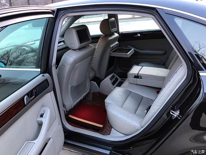 老车新作业2004年奥迪a6c524行政版