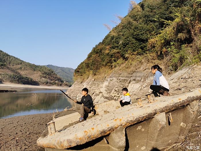 週末一家三口賦石水庫小杭坑露營記