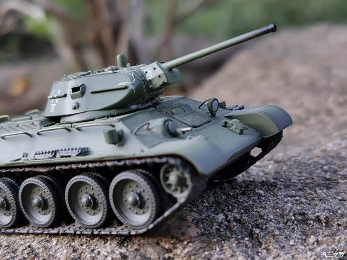 史海钩沉前苏联卫国战争中的功臣小号手版t34坦克模型