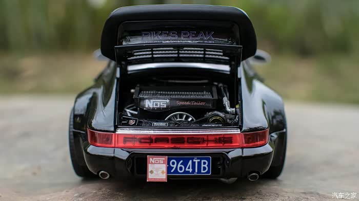 糙模改轻改一台湾岸帝王保时捷964黑鸟118模型改装