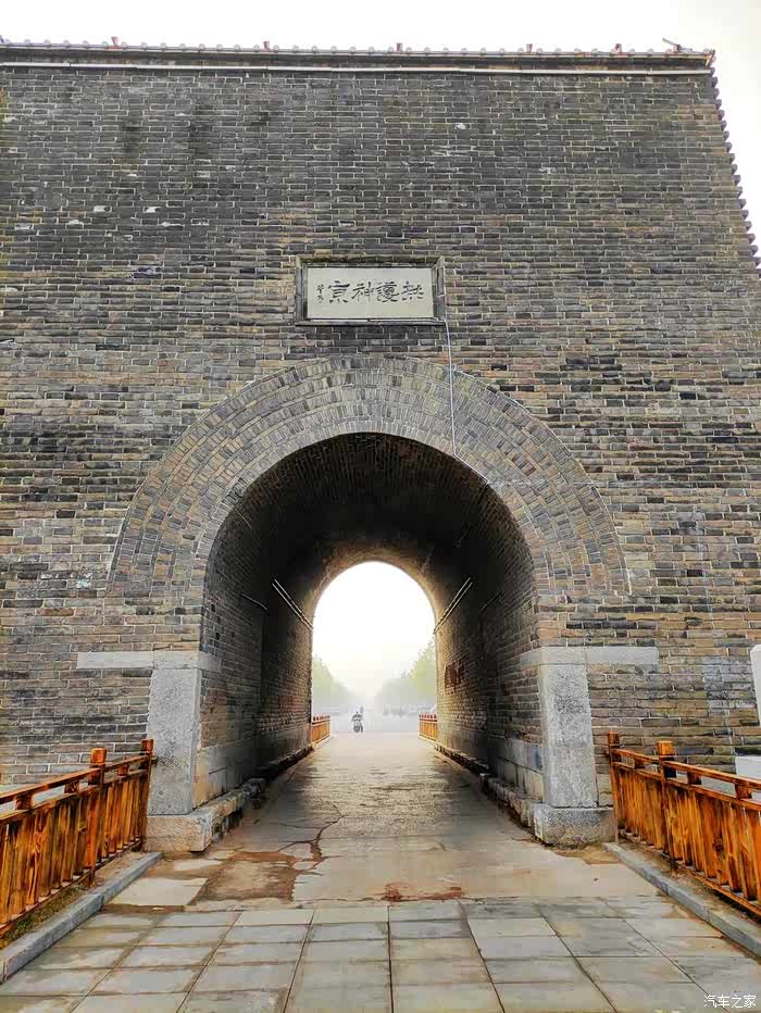 告别2021正定古城北城门遗址公园