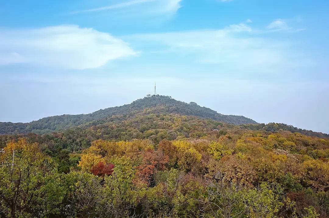 秋天的棲霞山是南京最值得遊玩的地方,尤其是這裡的秋色.