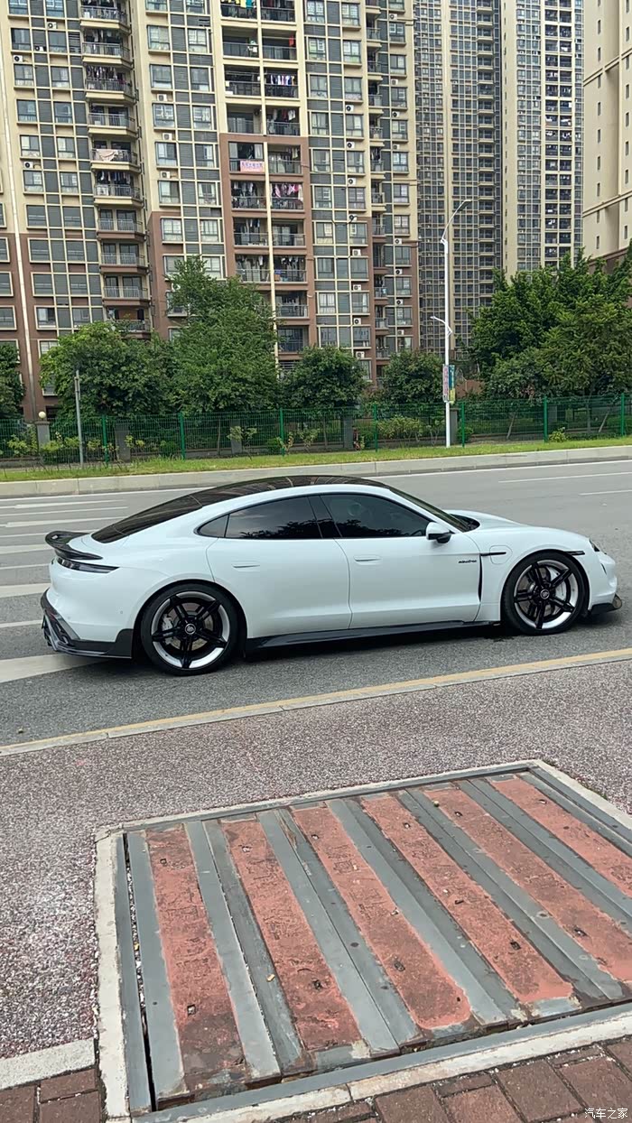 taycan4s简单作业