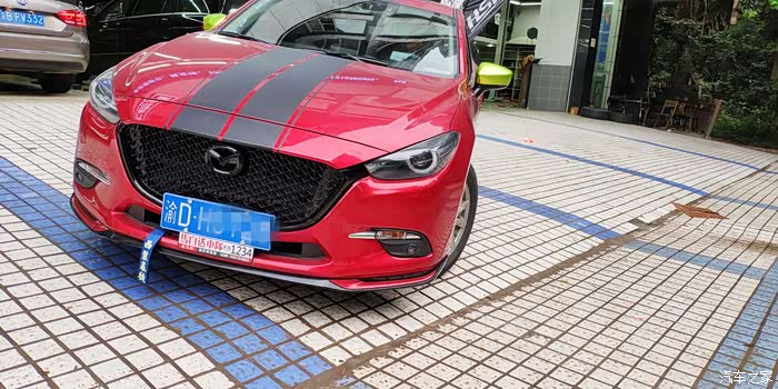 【图】新款昂克赛拉改装蜂窝中网 黑标,撞色后视镜_马自达3 昂克赛拉