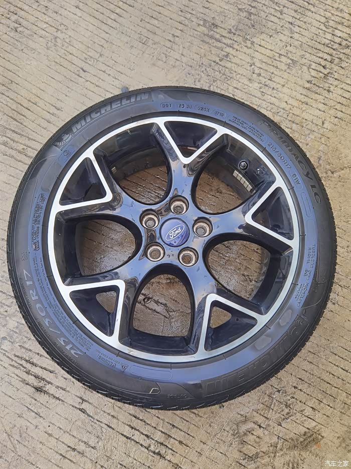 出福克斯ctcc黑白限量版17寸轮毂