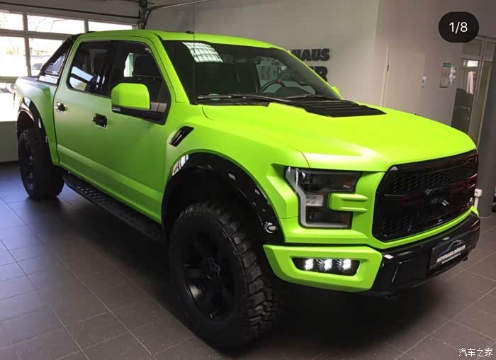 粉红色的猛禽就是骚