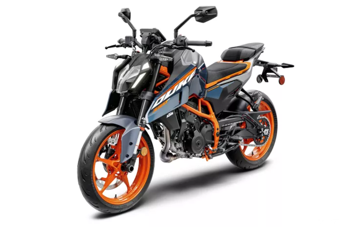 ktm 2024款390 duke和250duke,迎来改良,排量增加车重减轻