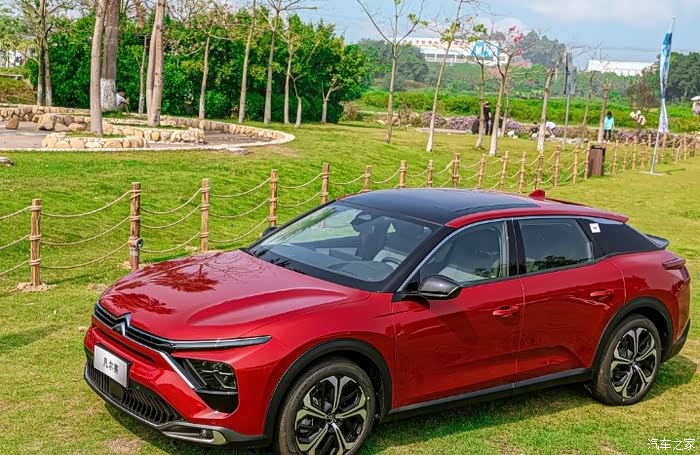 【图】凡尔赛"中国红"配色加价_凡尔赛c5 x论坛_汽车之家论坛