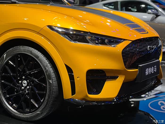 【图】寻找橙色风暴,释放心中的野性,新款电马亮相广州车展_福特电马