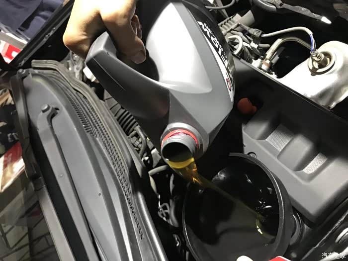 三保换匡马机油!