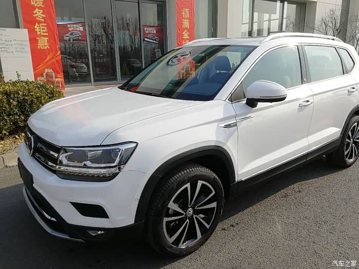 香车美女 纵横天下——白色途岳有你