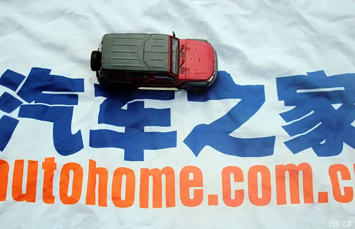 白底蓝字汽车之家,我最爱逛论坛之一.