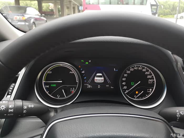 八代凯美瑞混动今天提车了,有没有不会破线的行车记录仪?