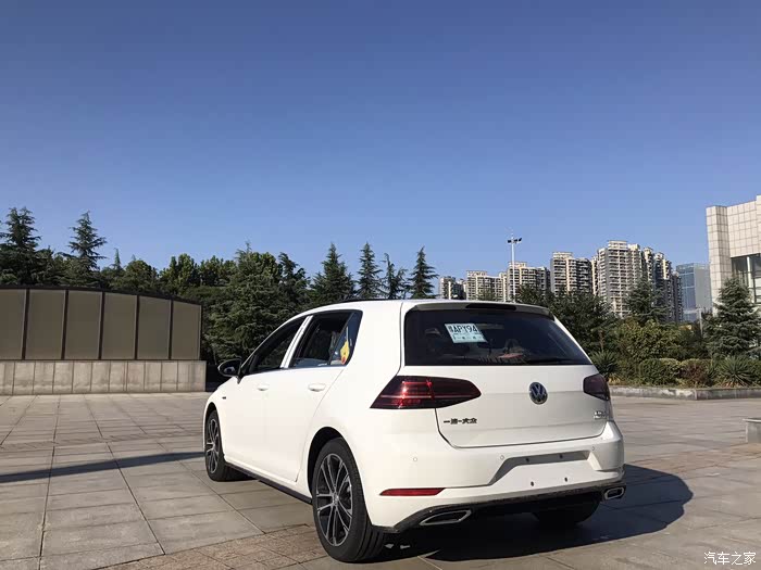 大众高尔夫2020款75代rline