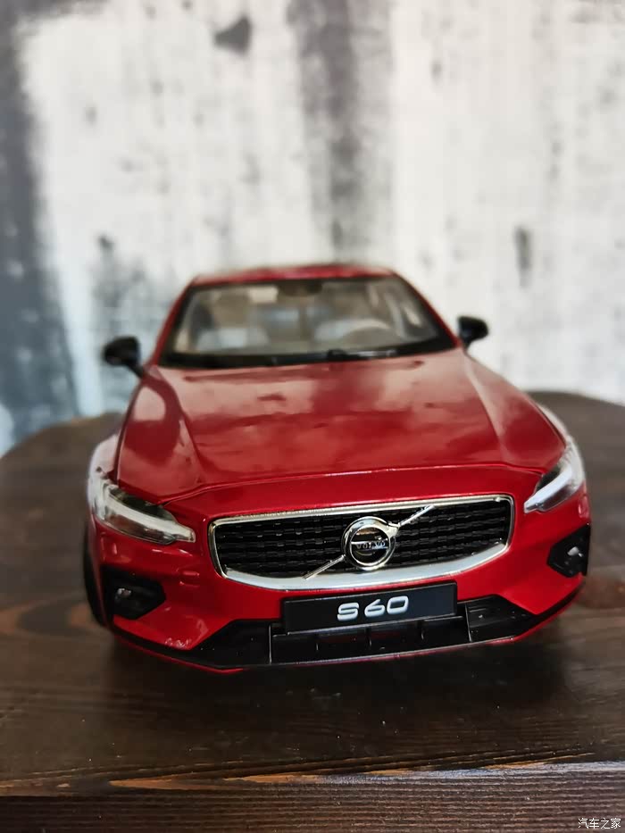汽车之家android版 【降温送关怀】红色的沃尔沃s60车模型 这个车模我