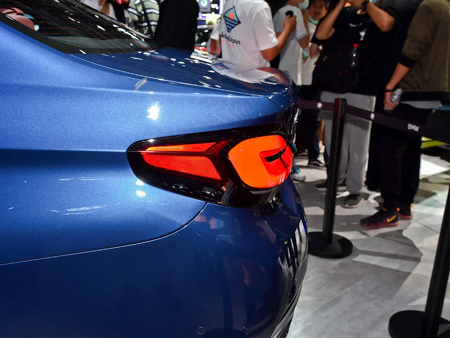 2020北京车展# 新宝马m5的l型日行灯名字叫天使之翼.