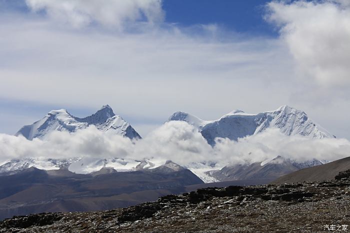 庫拉崗日雪山.