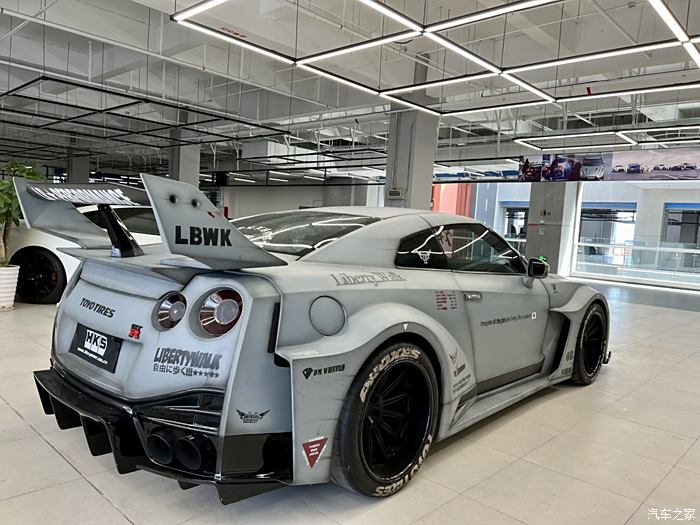 r35lb宽体gtr