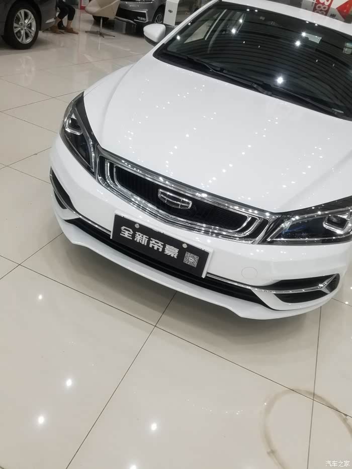 成都豪明吉利4s店的车很不错,全新帝豪