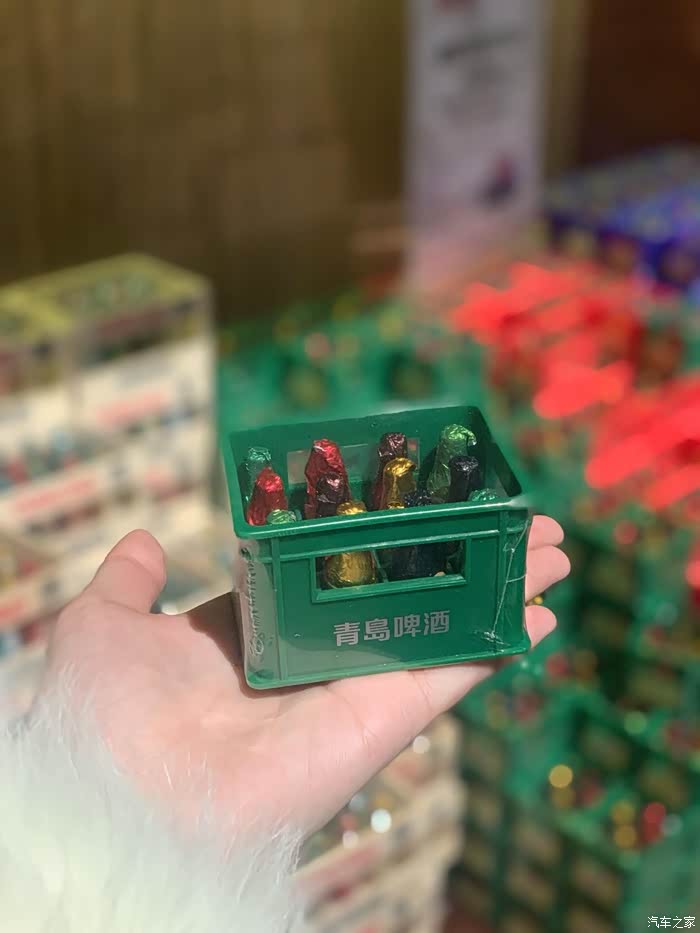 博物馆最后,有一个纪念品店和餐厅.超级迷你的一筐啤酒,很可爱.