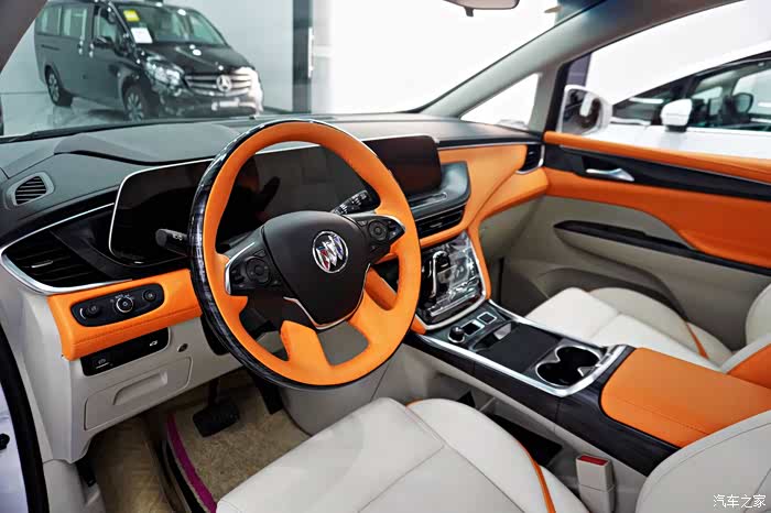 汽车内饰改装改装效果欣赏别克gl8爱马仕橙白色款