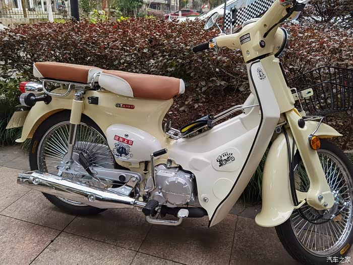 嘉陵的小车不丑