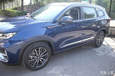 颜值爆表!安全第一!这就是瑞虎8plus!